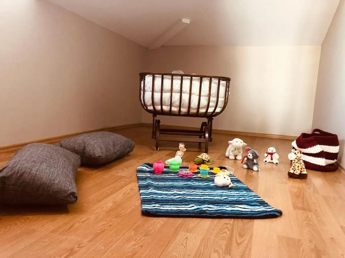 Wide Family House Apartment Istanbul