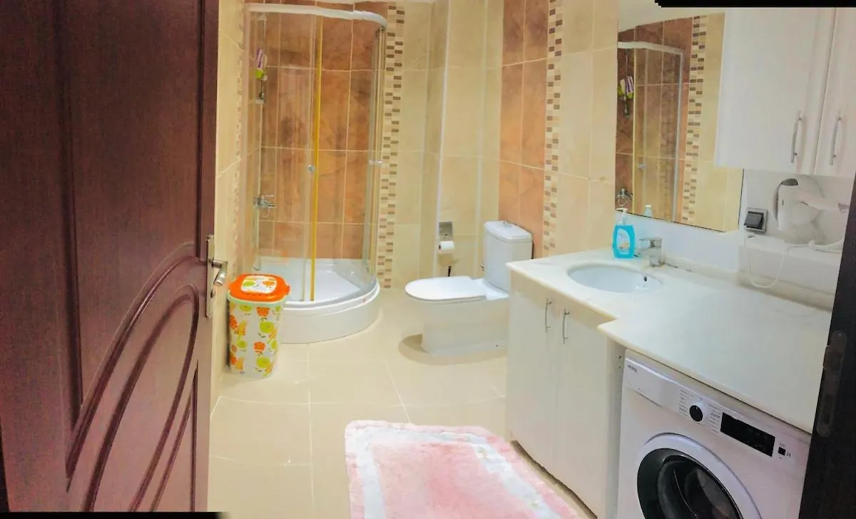 Wide Family House Apartment Istanbul
