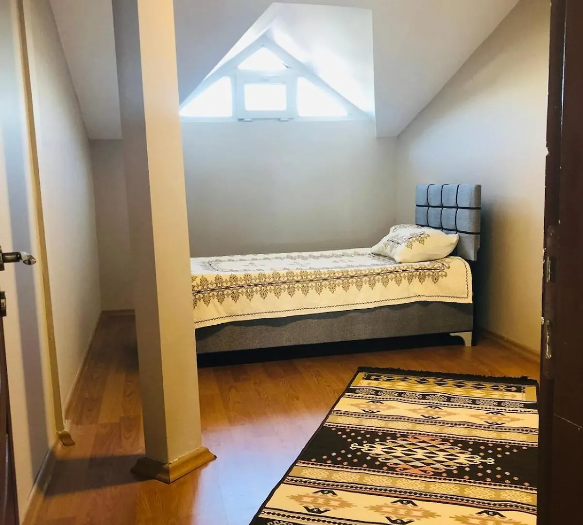 Wide Family House Apartment Istanbul